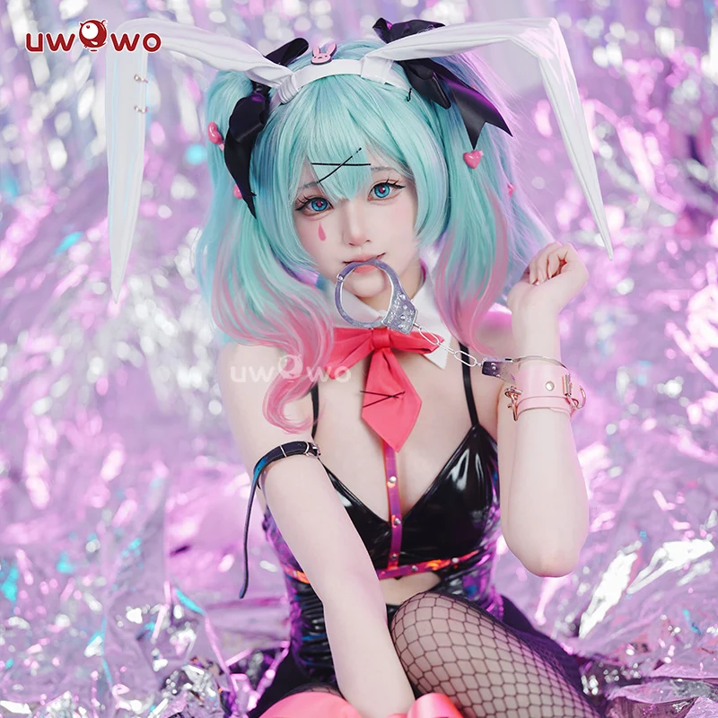 INSTOCK Uwowo V Singer Rabbit Hole Bunny Cosplay Costume